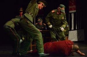 monaco tibetano muore picchiato dalla polizia