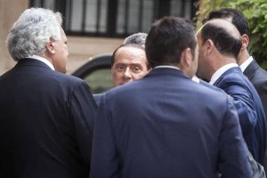 berlusconi visita nuova sede forza italia