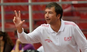 Coach Banchi riuscirà a far vincere le scarpette rosse?