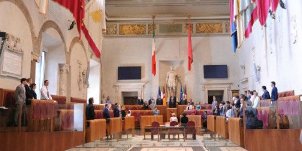 Roma: sul bilancio arriva la proroga ma rimane lo stallo