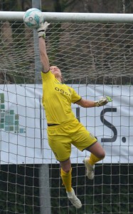 Ohrstrom impegnata in una parata con la maglia del Verona Calcio Femminile