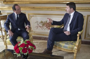 Hollande e Renzi all'Eliseo