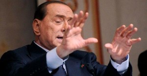 berlusconi accomuna hitler a grillo