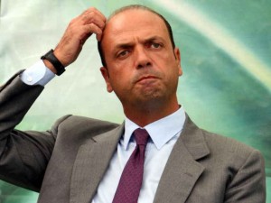 nozze gay alfano contro di me violenza inaudita