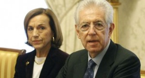 elsa fornero e mario monti in espressione incuriosita