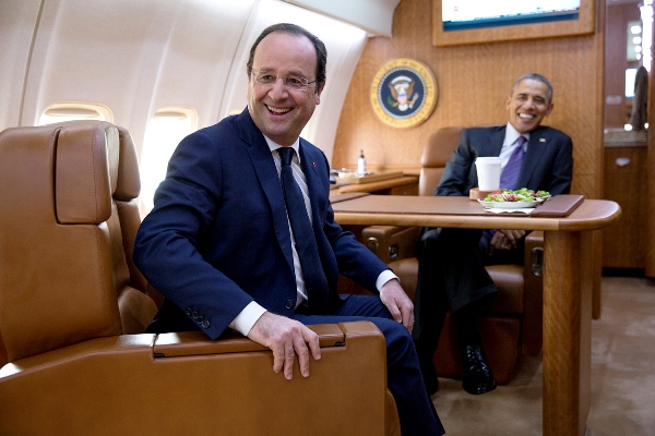 François Hollande Barack Obama attentato parigi