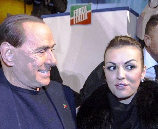 de girolamo, pascale, berlusconi, in foto il leader di forza italia con la fidanzata francesca pascale