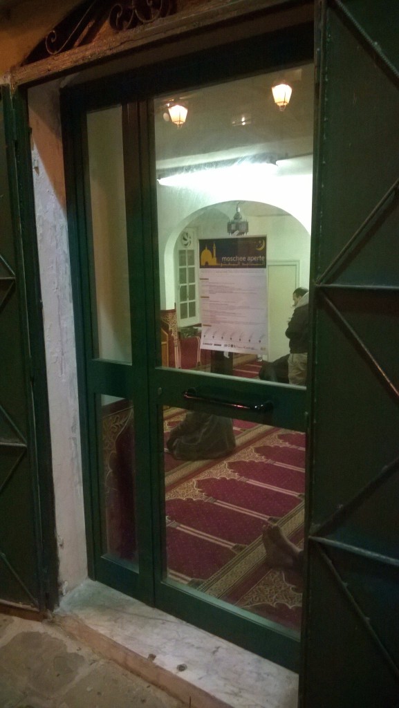 Centro culturale islamico moschea Masjid Al Fagr, via Durazzo, Genova