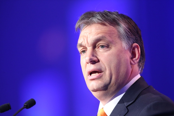 Viktor Orbán, Ungheria
