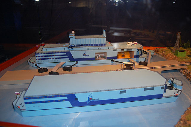 640px-Floating_Nclear_Power_Plant_model