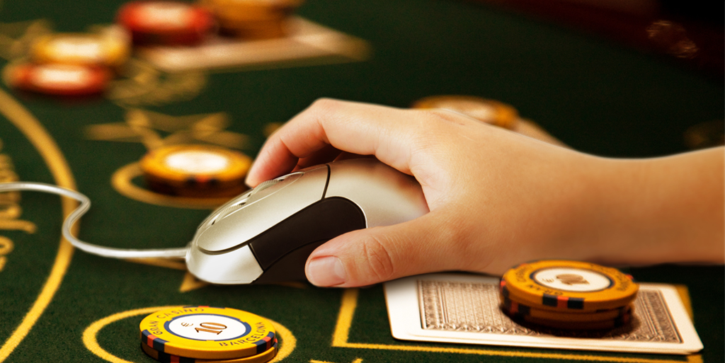 gioco online spesa nel gioco d'azzardo, mouse sul tavolo di roulette