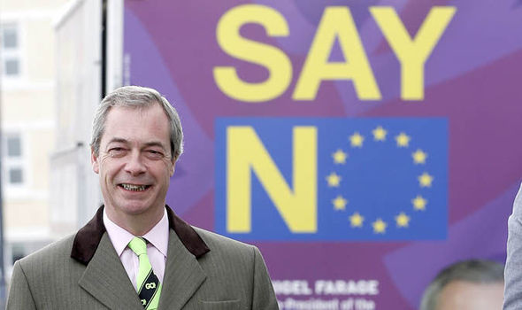 farage, dimissioni farage, farage brexit, farage ukip