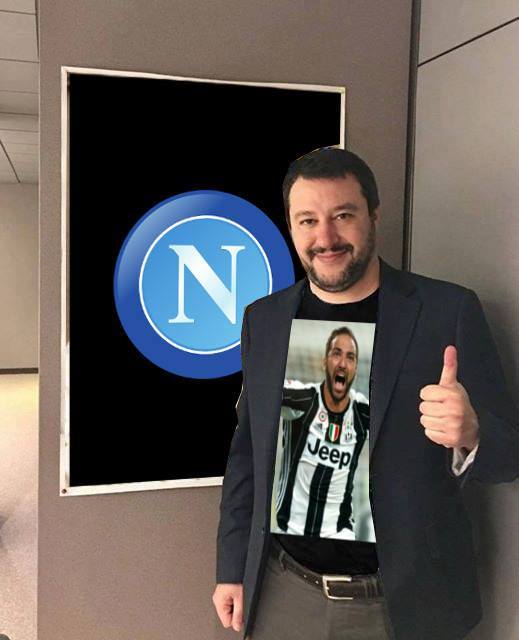 Salvini maglietta trump