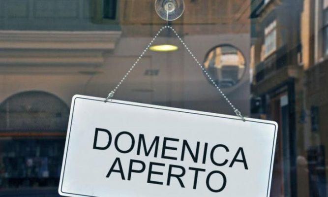 Negozi aperti a Pasquetta 2019: come funziona con la nuova legge