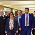 Servizio militare obbligatorio: scontro Salvini-Trenta "pensiamo al futuro"