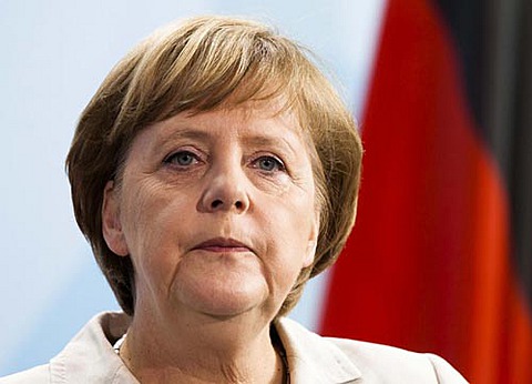 Merkel interessata al cambio di Governo italiano