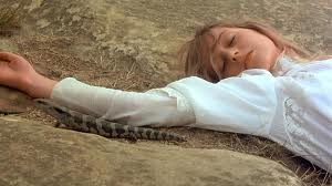 Miranda addormentata nel film di Peter Weir