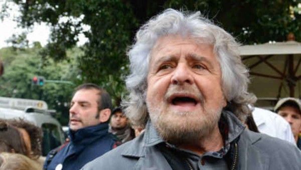 Grillo grida al Colpo di Stato