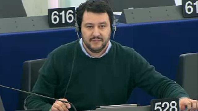 Strasburgo europarlamentare belga contro Salvini