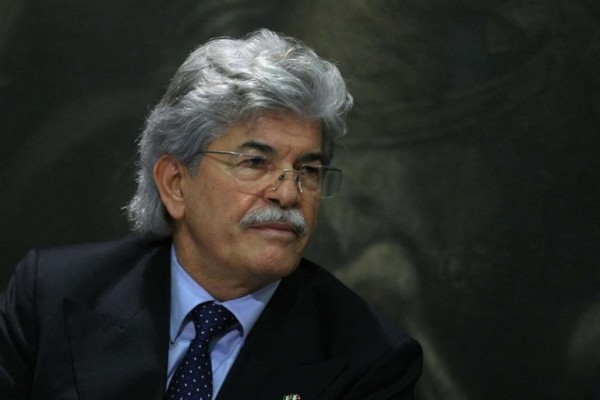 antonio razzi unioni civili adozioni gay