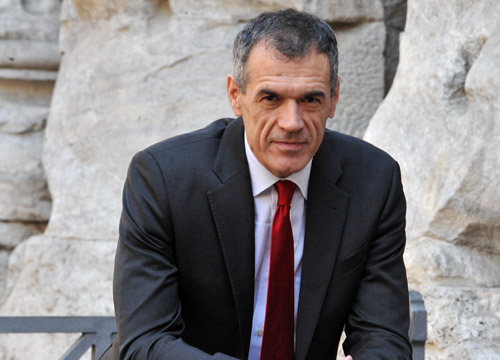 spending review, cottarelli combatte sprechi di stato