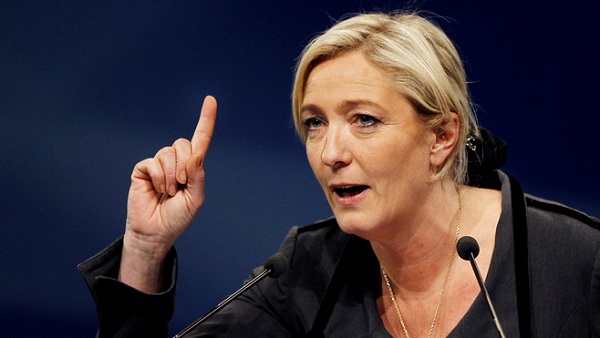 elezioni francia flop socialista avanza le pen con ultradestra