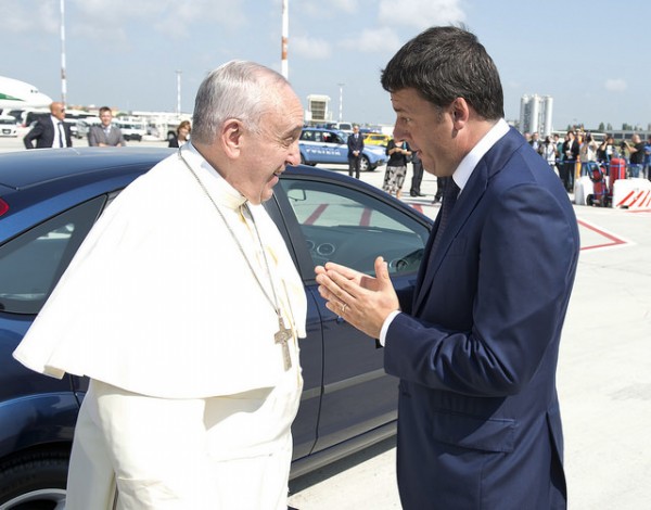 papa francesco al parlamento europeo matteo renzi