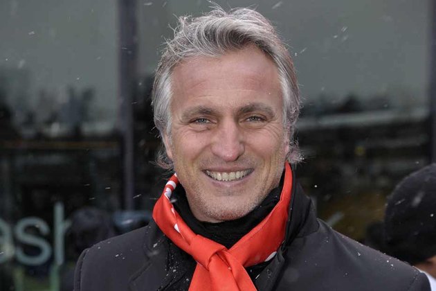 ginola-fifa-bookmaker