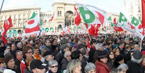 media sondaggi pd crolla