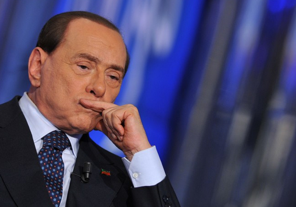 silvio berlusconi negli studi di porta a porta