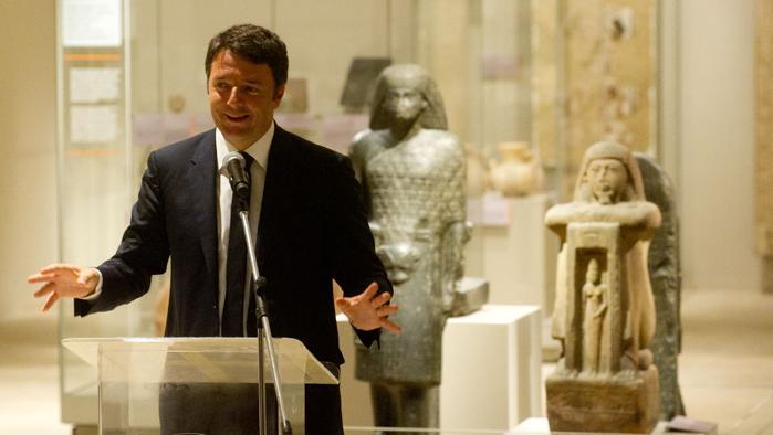 Il premier Matteo Renzi in visita al Museo Egizio di Torino