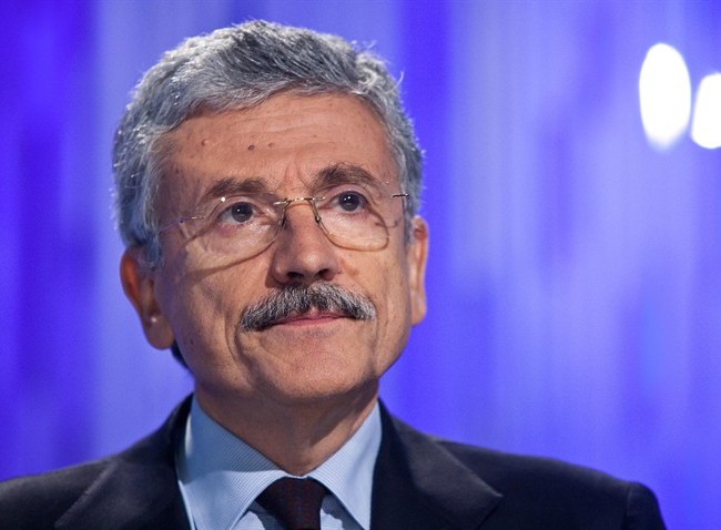 Massimo D'Alema, Isis, Grillo, Sunniti