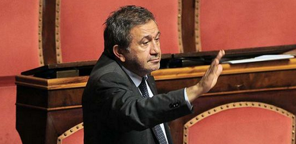 azzollini nell'aula del senato della repubblica