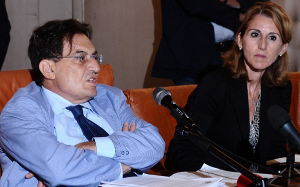 crocetta affianco a borsellino