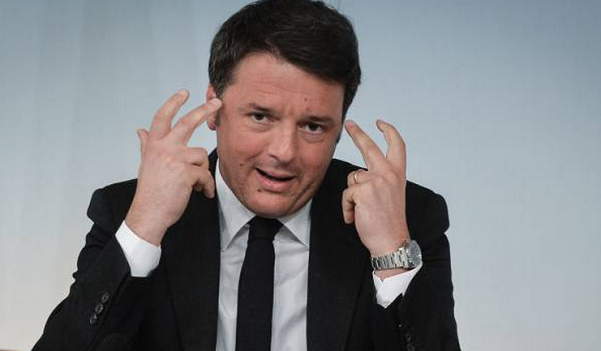 renzi con le dita verso le tempie