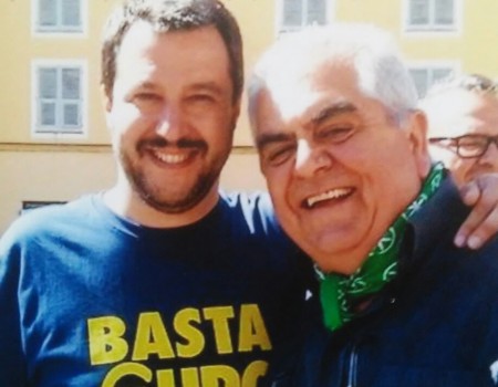 zaffiri accanto a matteo salvini