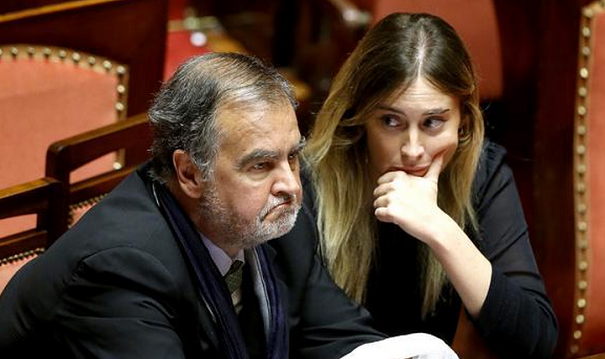 calderoli con il ministro boschi in transatlantico