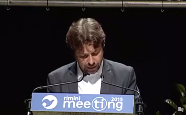 mattia fantinati durante il suo intervento al meeting 2015