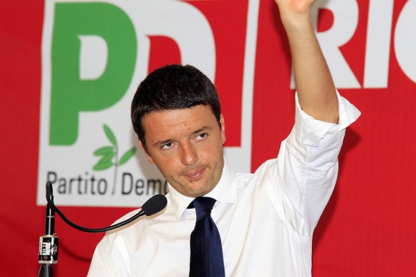 renzi gongola per il 2 per 1000 al Pd