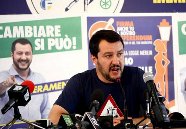 conferenza stampa del segretario della lega salvini