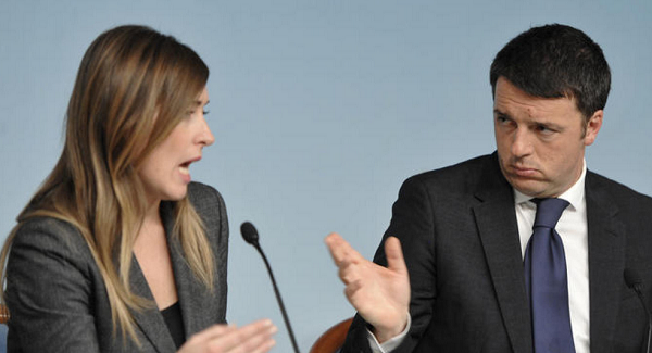 in foto renzi ed il ministro maria elena boschi