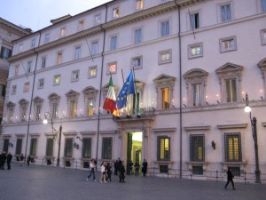 Matteo Renzi, Tecnici, Politica