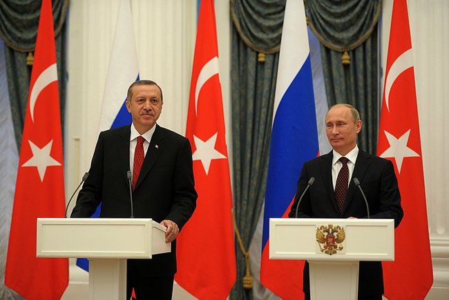 aereo russo abbattuto Turchia e Russia Vladimir Putin e Recep Tayyip Erdogan