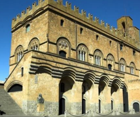 patto di orvieto, ppe, palazzo del popolo che ha ospitato il convegno politico a cui hanno partecipato giovanardi, quagliariello, mario mauro e altri