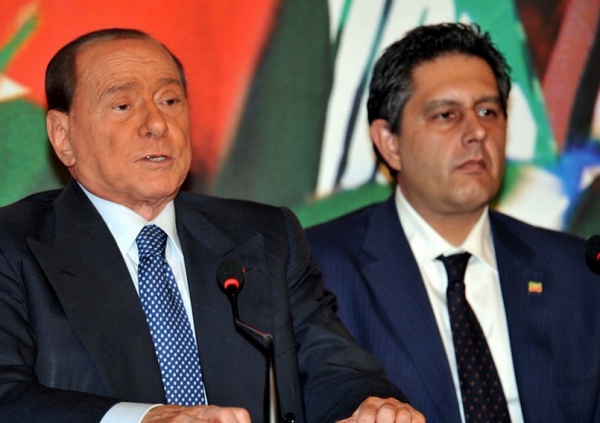 sondaggi politici, toti, centrodestra, sallusti, milano. il presidente della regione liguria con il leader di forza italia silvio berlusconi