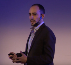 Intervista a FrancescoCosta, vicedirettore del Post, sulle elezioni americane del 2016