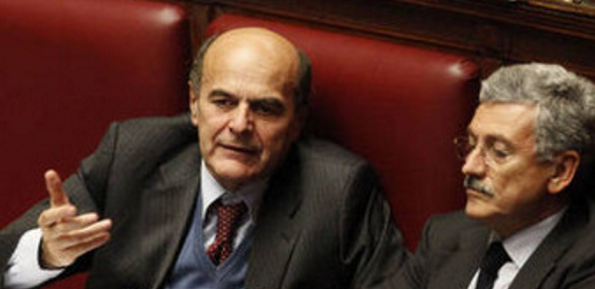 Partito Democratico, Matteo Renzi Pierluigi, Bersani e D'Alema seduti affianco in Parlamento