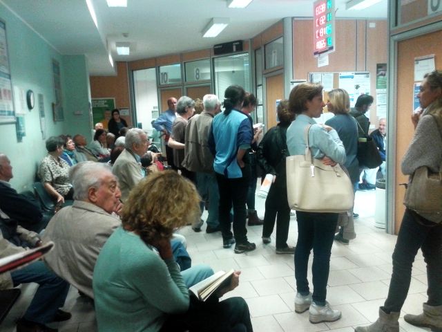 pubblica amministrazione, code agli sportelli, cgia di mestre
