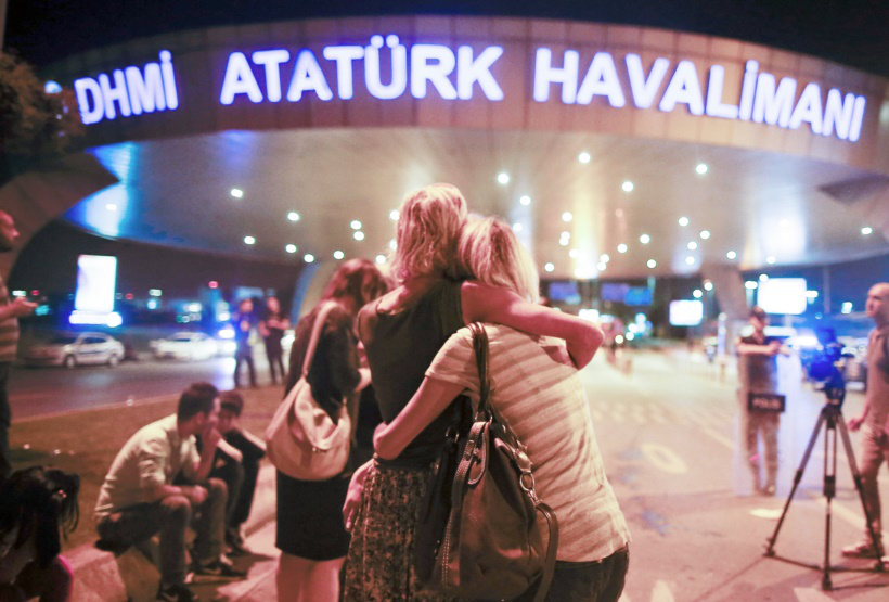 attentati all'aeroporto, attentato aeroporto istanbul, attentato istanbul, attentato isis