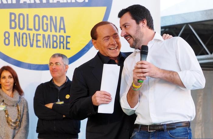 Sondaggi elettorali EMG: bene il centrodestra, giù il M5S